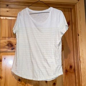 Old Navy t-shirt